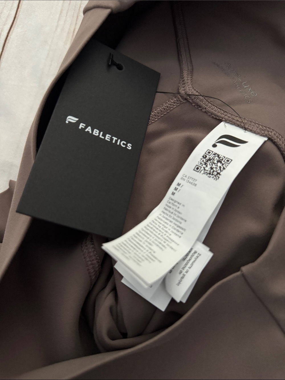 Fabletics TLC Capri - Picture 5 of 6